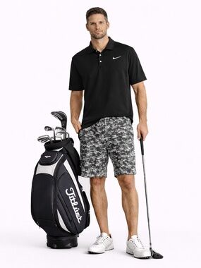 Fairplay Digital Camo Flat Front Golf Shorts Elastic Waist – Size 32 GUC